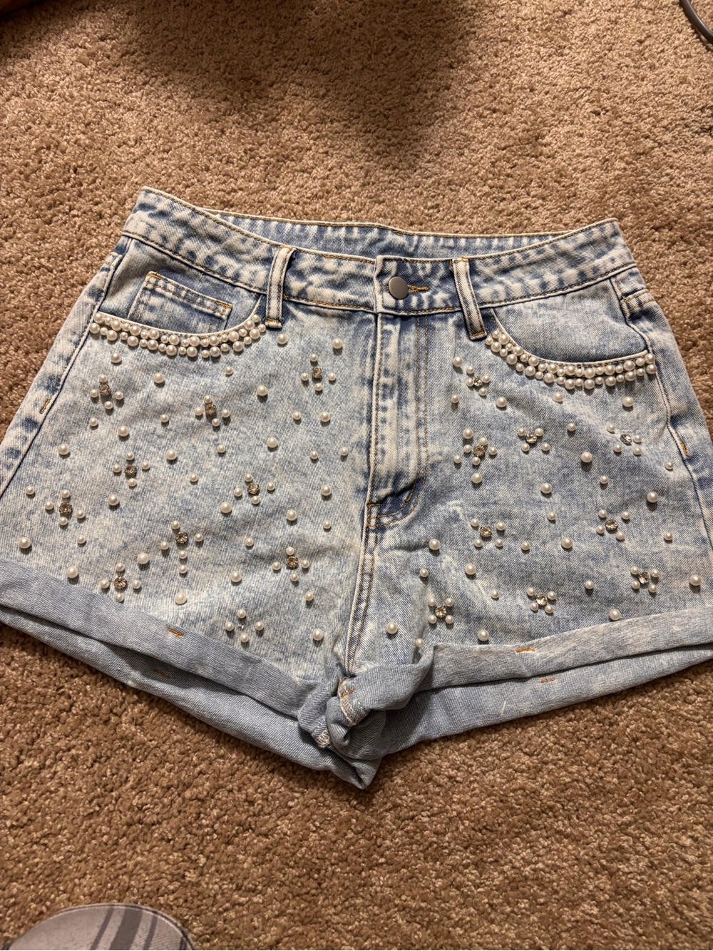 SHEIN Light Wash Pearl-Studded Denim Shorts
